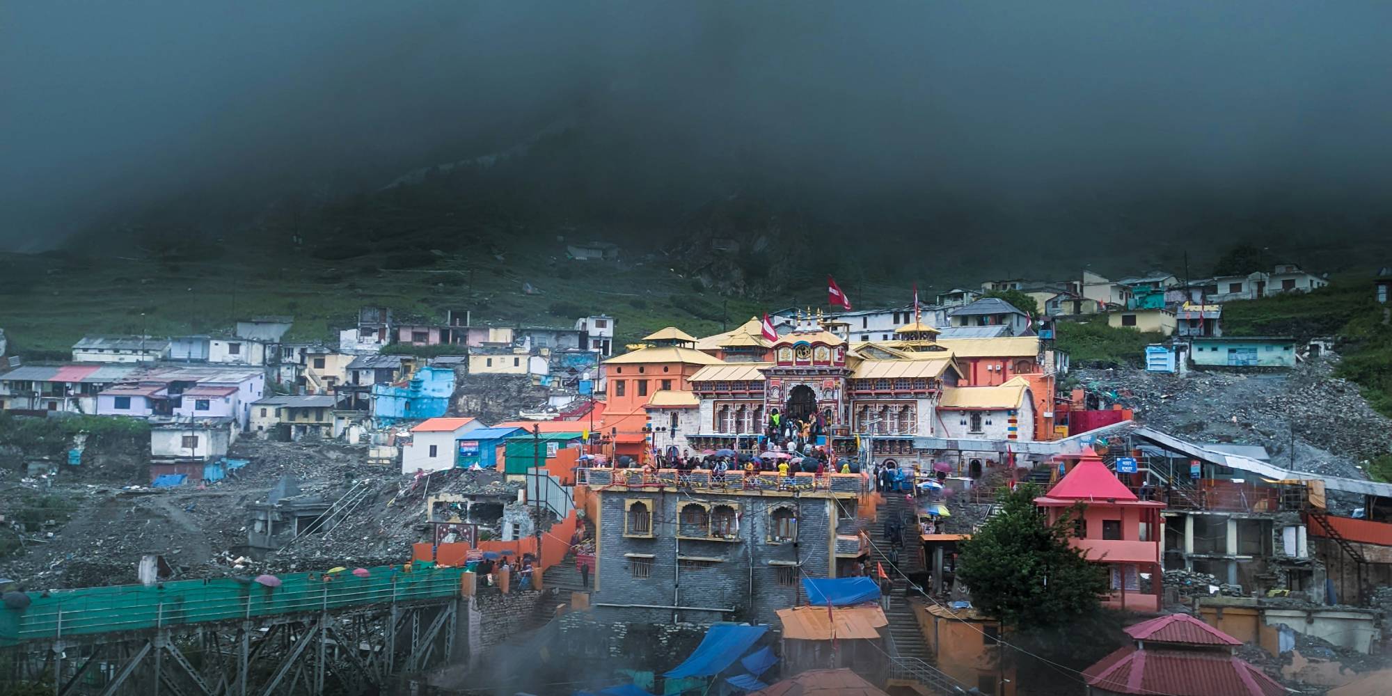 Badrinath temple - Chardham Yatra tour package